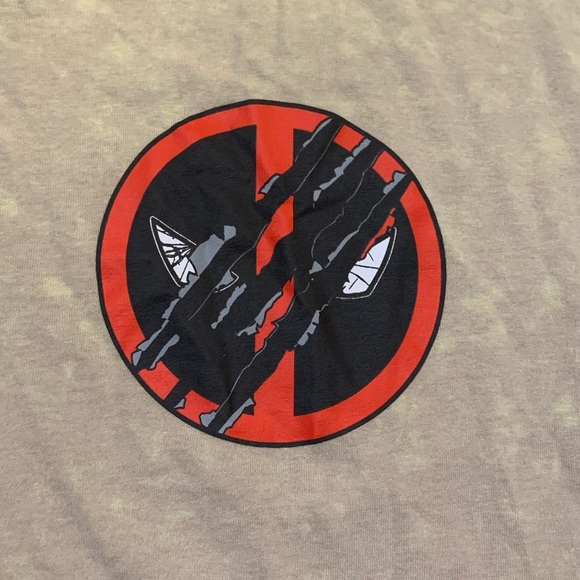 Marvel Deadpool Wolverine Graphic T Shirt Men’s Large NWT - Picture 4 of 7